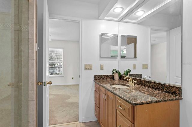 13548 LAKE MAGDALENE DRIVE, Tampa, FL 33613