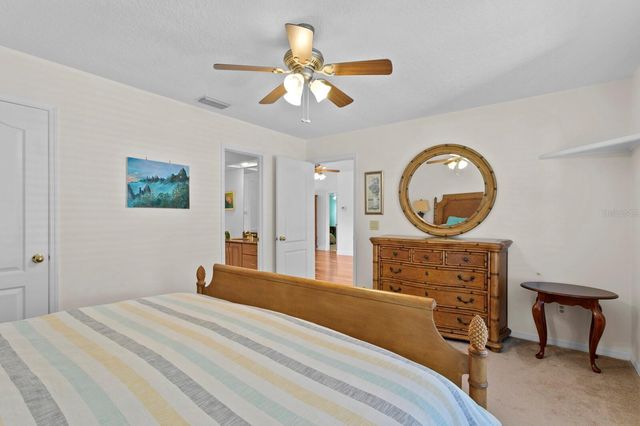 13548 LAKE MAGDALENE DRIVE, Tampa, FL 33613