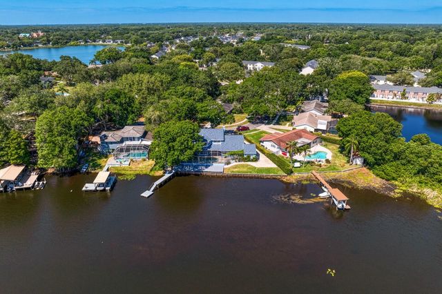 13548 LAKE MAGDALENE DRIVE, Tampa, FL 33613