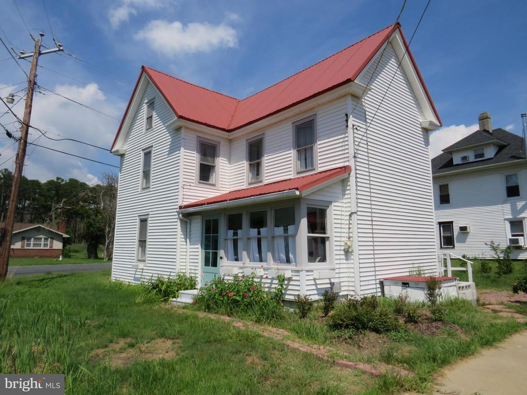 3289 SACKERTOWN RD, Crisfield, MD 21817