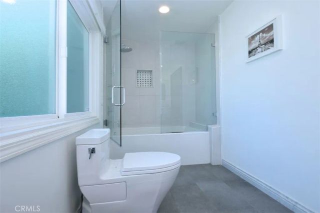 15128 Valley Vista Boulevard, Sherman Oaks, CA 91403