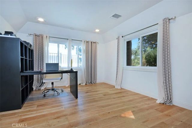 15128 Valley Vista Boulevard, Sherman Oaks, CA 91403