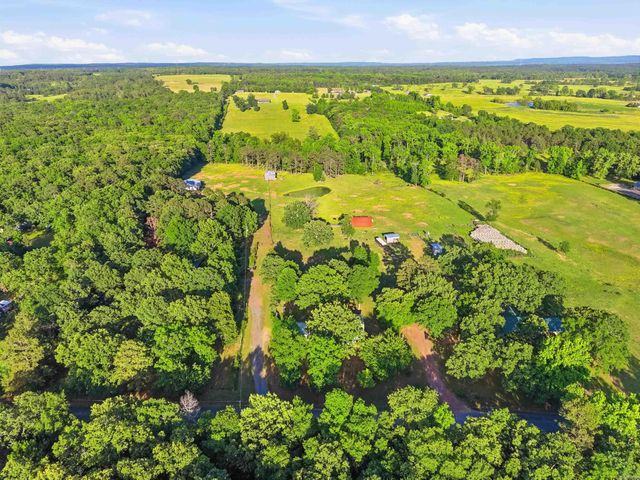 114 Obrien, Greers Ferry, AR 72067