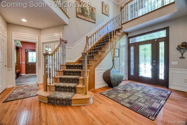 1306 Legacy Court, Canton, MI 48187
