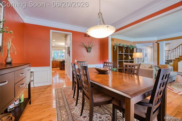 1306 Legacy Court, Canton, MI 48187