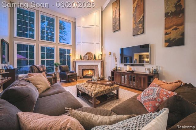 1306 Legacy Court, Canton, MI 48187