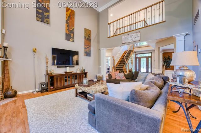 1306 Legacy Court, Canton, MI 48187