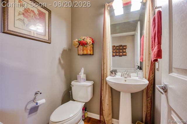 1306 Legacy Court, Canton, MI 48187