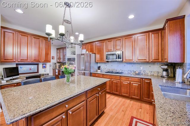 1306 Legacy Court, Canton, MI 48187