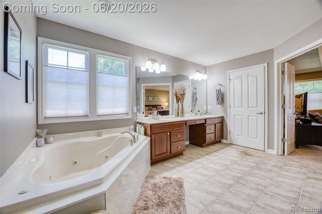 1306 Legacy Court, Canton, MI 48187