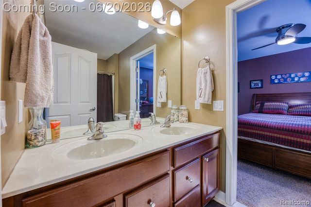 1306 Legacy Court, Canton, MI 48187
