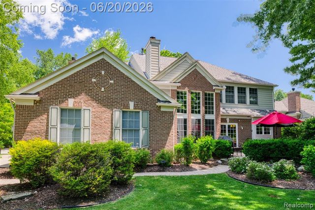 1306 Legacy Court, Canton, MI 48187