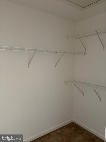 371 LATROBE DR, Newark, DE 19702