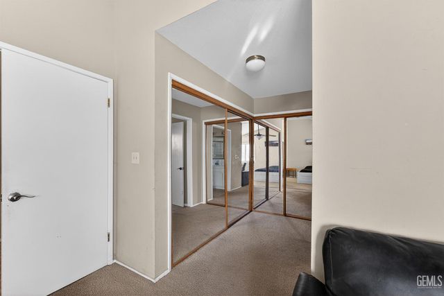 12110 Backdrop Court, Bakersfield, CA 93306