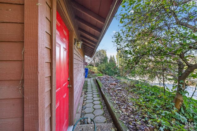 12110 Backdrop Court, Bakersfield, CA 93306