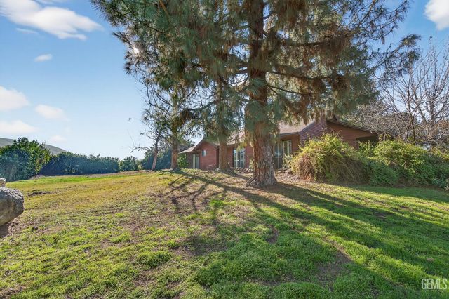 12110 Backdrop Court, Bakersfield, CA 93306