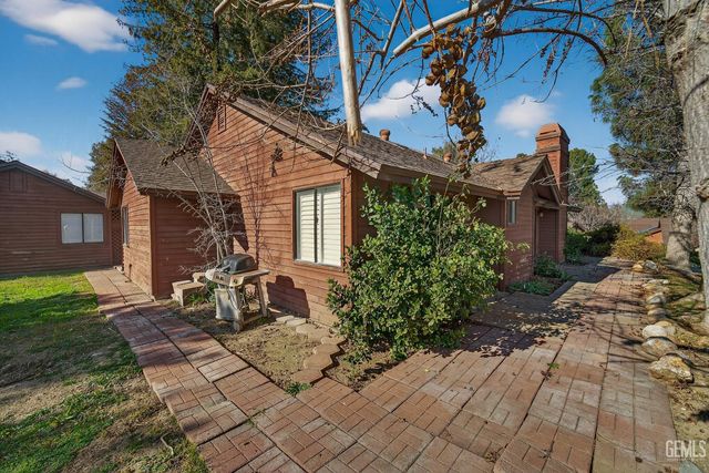 12110 Backdrop Court, Bakersfield, CA 93306