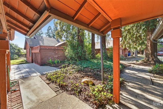 12110 Backdrop Court, Bakersfield, CA 93306