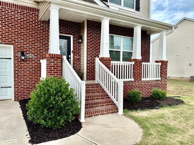 2014 Summer Walk Drive, Mebane, NC 27302
