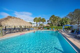 815 Gulf Pavilion DR 203, Naples, FL 34108