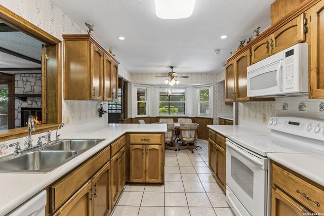 19711 ENCINO KNOLL ST, San Antonio, TX 78259