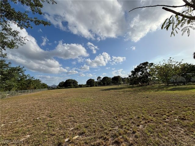 284 Avenida Del, Clewiston, FL 33440