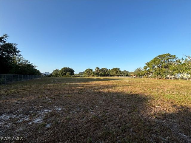 284 Avenida Del, Clewiston, FL 33440