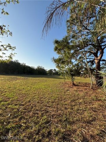 284 Avenida Del, Clewiston, FL 33440