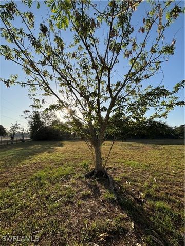 284 Avenida Del, Clewiston, FL 33440