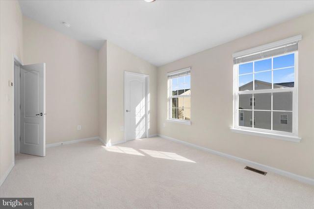 130 HIDDEN BROOK DR, Fredericksburg, VA 22405