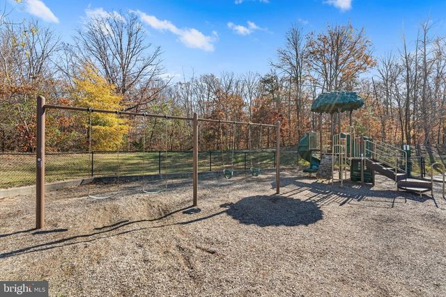 130 HIDDEN BROOK DR, Fredericksburg, VA 22405