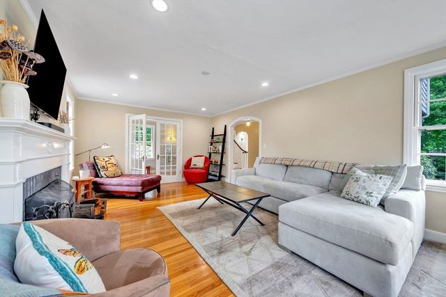 89 Churchill Avenue, Arlington, MA 02476