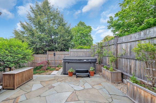 89 Churchill Avenue, Arlington, MA 02476