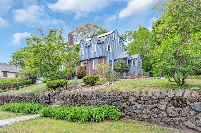 89 Churchill Avenue, Arlington, MA 02476