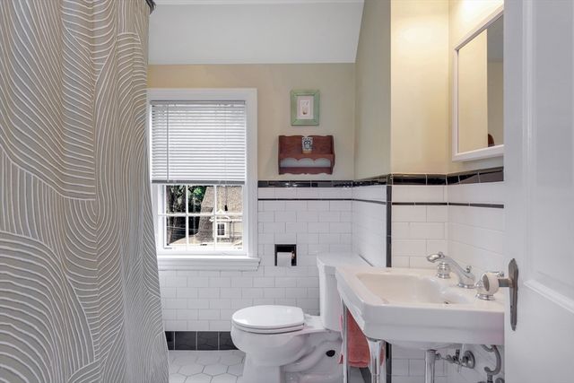 89 Churchill Avenue, Arlington, MA 02476