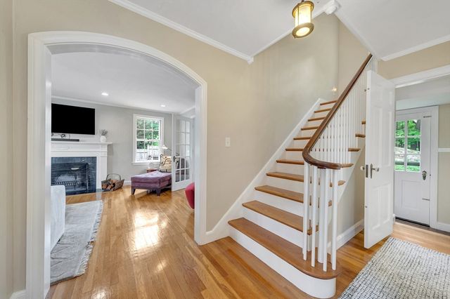 89 Churchill Avenue, Arlington, MA 02476