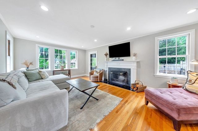 89 Churchill Avenue, Arlington, MA 02476