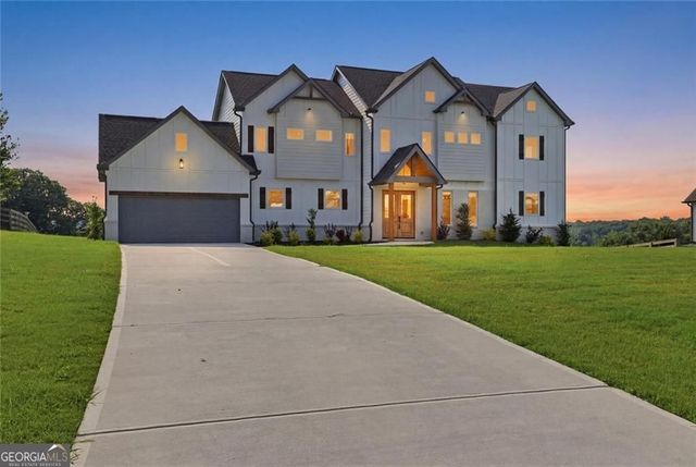 5746 Avalon Commons Way, Clermont, GA 30527