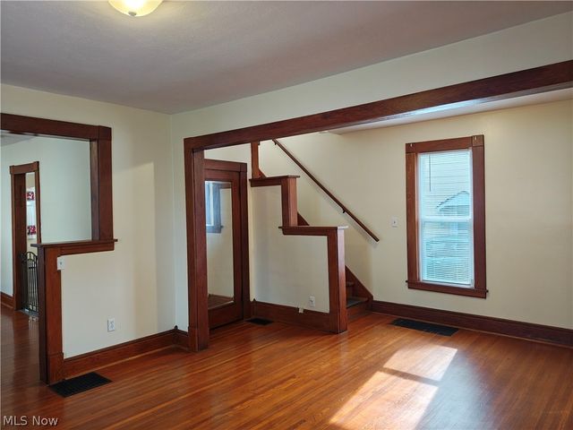 914 W 50th Street, Ashtabula, OH 44004