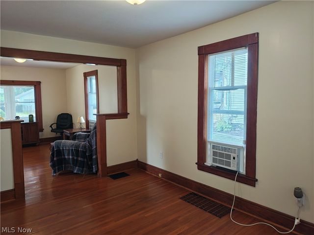 914 W 50th Street, Ashtabula, OH 44004