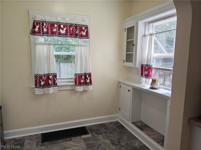 914 W 50th Street, Ashtabula, OH 44004