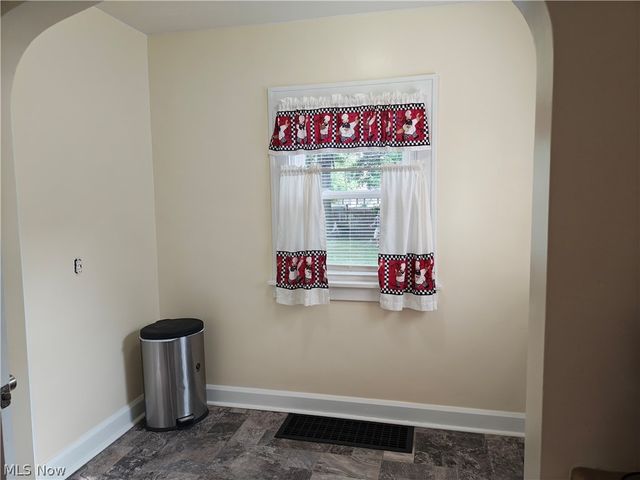 914 W 50th Street, Ashtabula, OH 44004