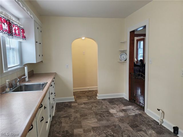 914 W 50th Street, Ashtabula, OH 44004