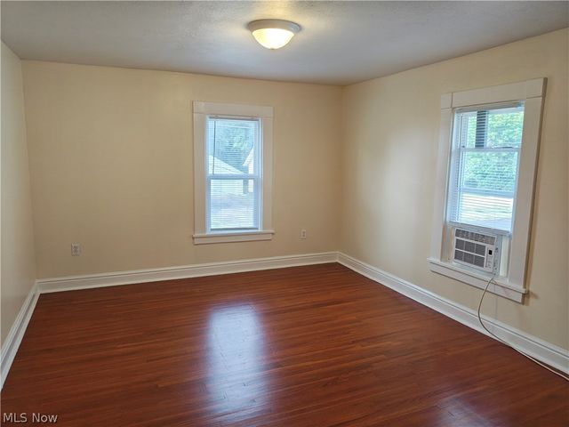 914 W 50th Street, Ashtabula, OH 44004