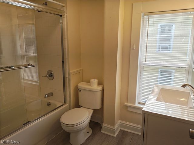 914 W 50th Street, Ashtabula, OH 44004