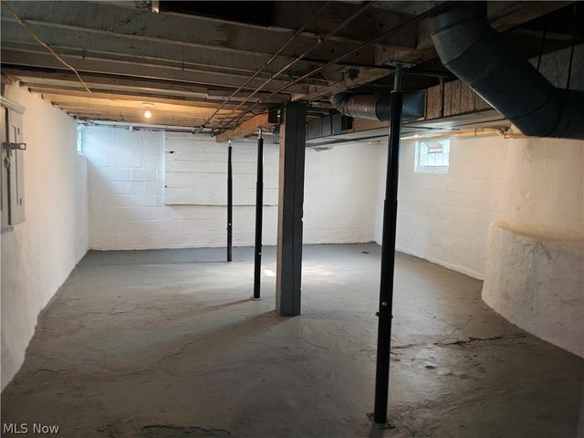 914 W 50th Street, Ashtabula, OH 44004