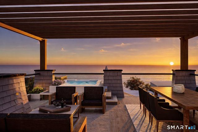 1008 Fairfield Beach Road, Fairfield, CT 06824