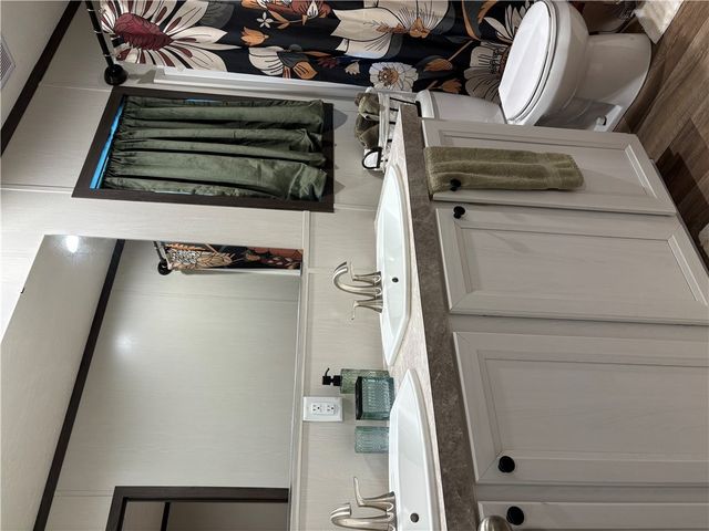 101 Edwards Street, Franklin, TX 77856