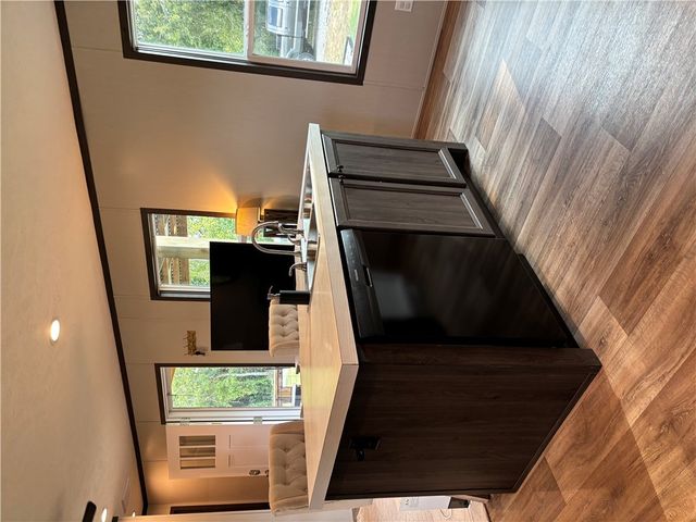 101 Edwards Street, Franklin, TX 77856