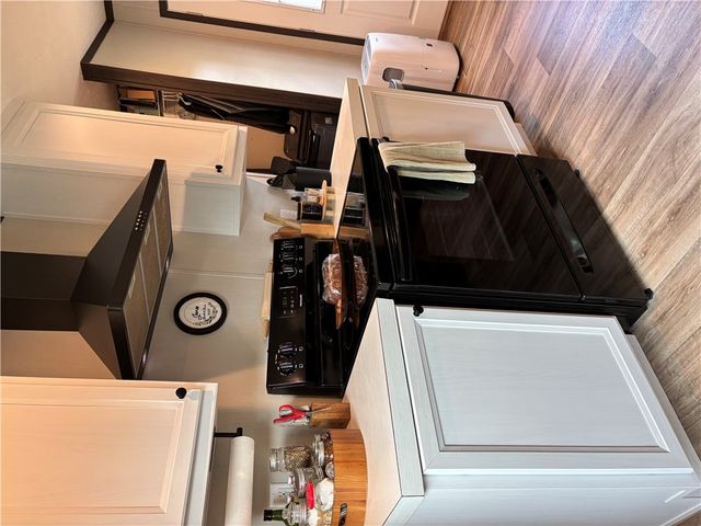 101 Edwards Street, Franklin, TX 77856